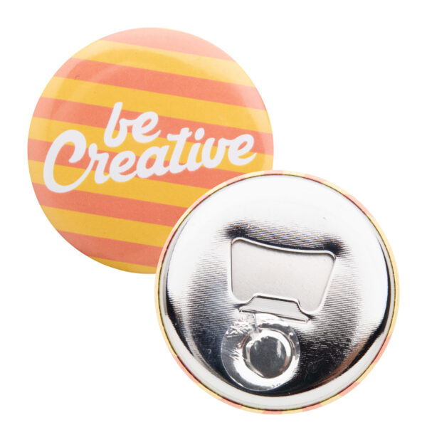 spilla badge, con apribottiglie