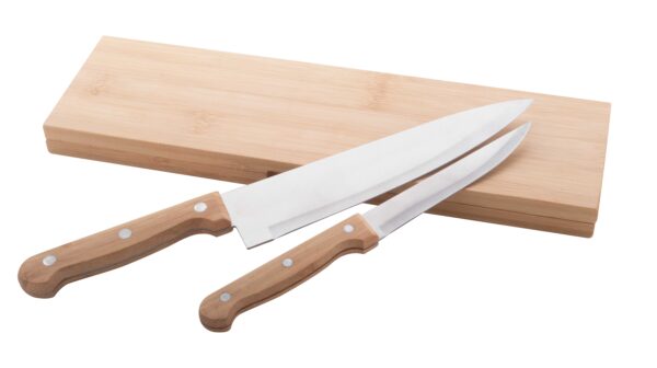 Set coltelli con manici in bambù